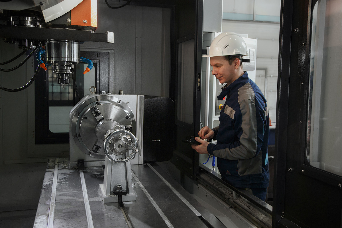 Ремонт станка с ЧПУ на производстве